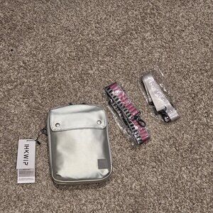 IHKWIP XL Everyday Essentials Crossbody with 2 Straps Silver Metallic